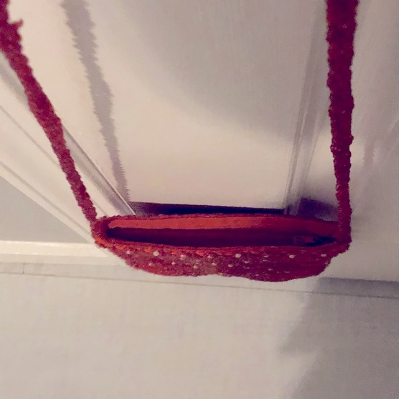 Red Beads Zipper Purse - Picture 4 of 8